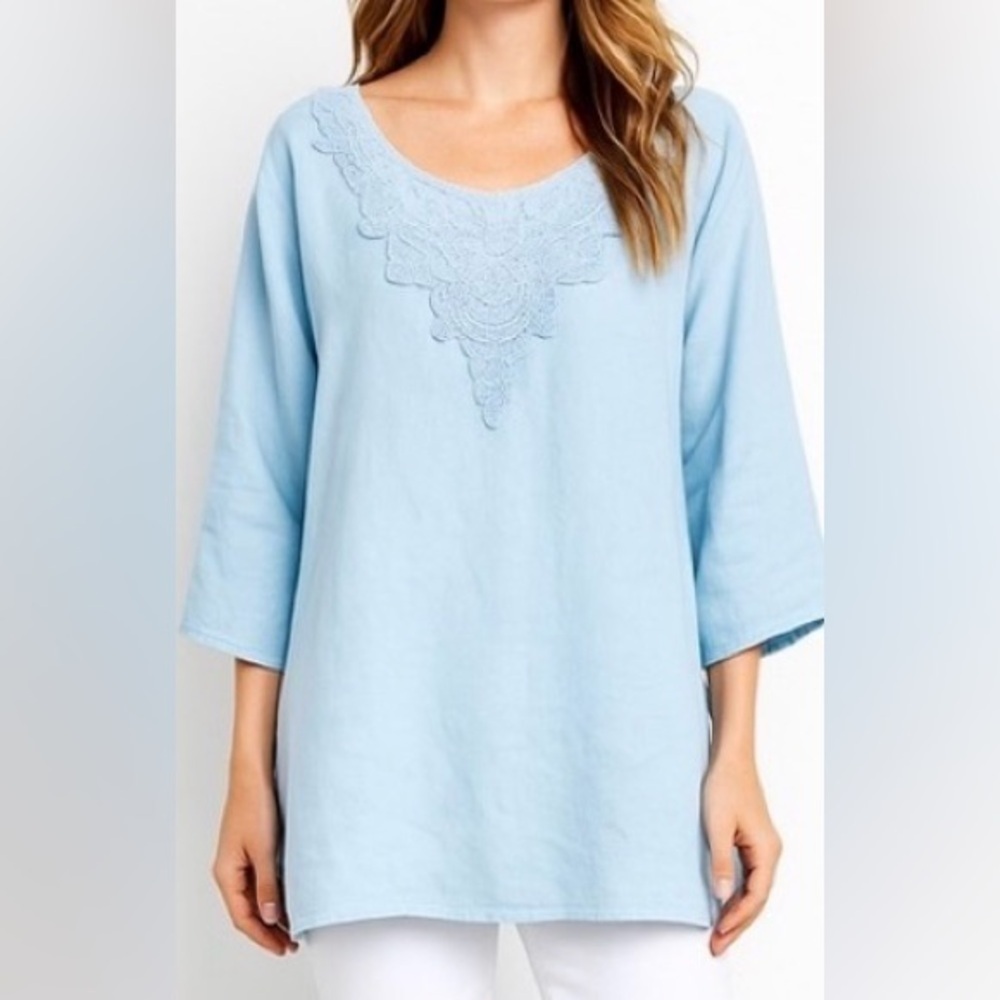 NWOT 100% Linen Size Small Baby Blue Crochet Detail Wide Flare Sleeves Tunic